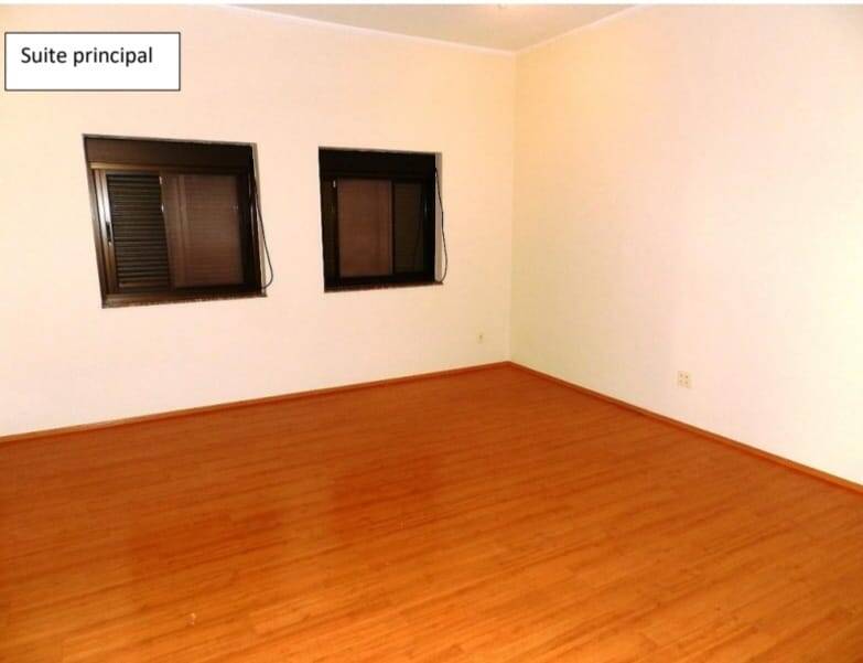 Casa à venda e aluguel com 4 quartos, 600m² - Foto 9