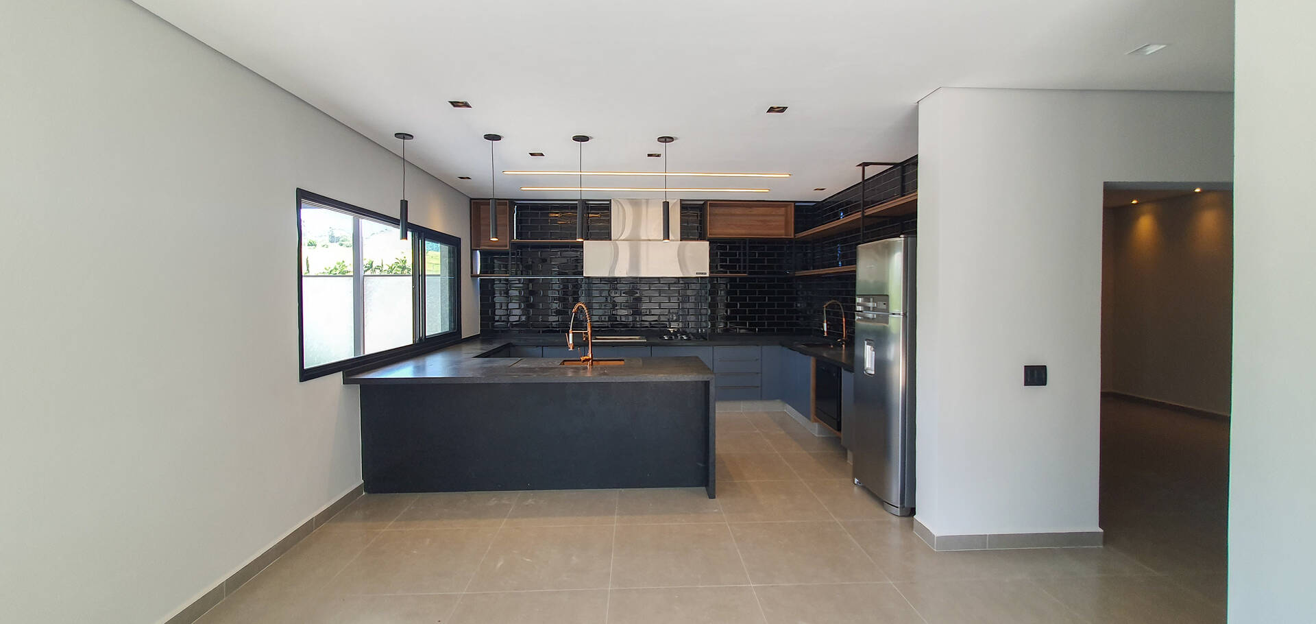 Casa à venda e aluguel com 4 quartos, 400m² - Foto 34