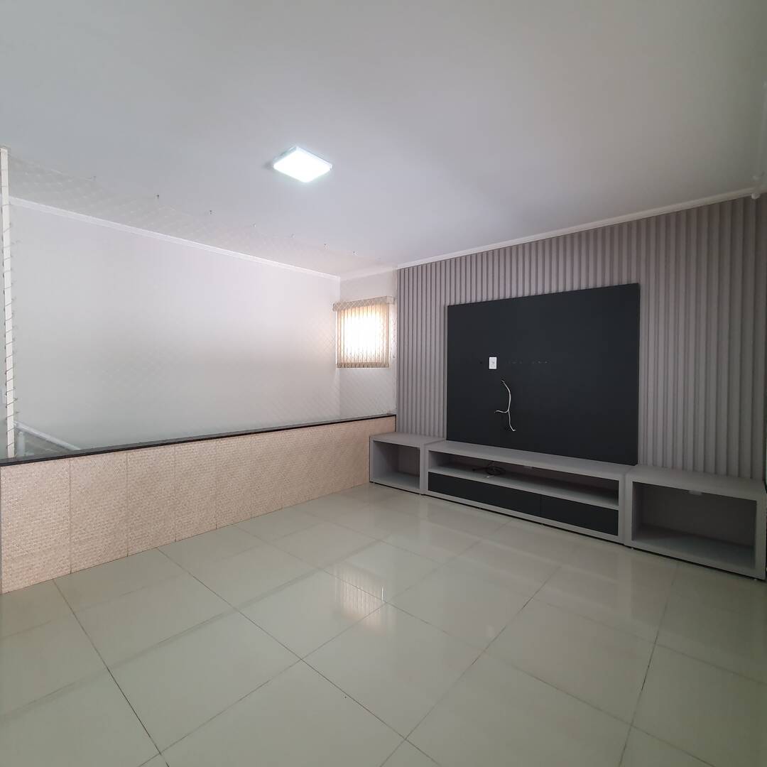 Casa à venda com 2 quartos, 125m² - Foto 6