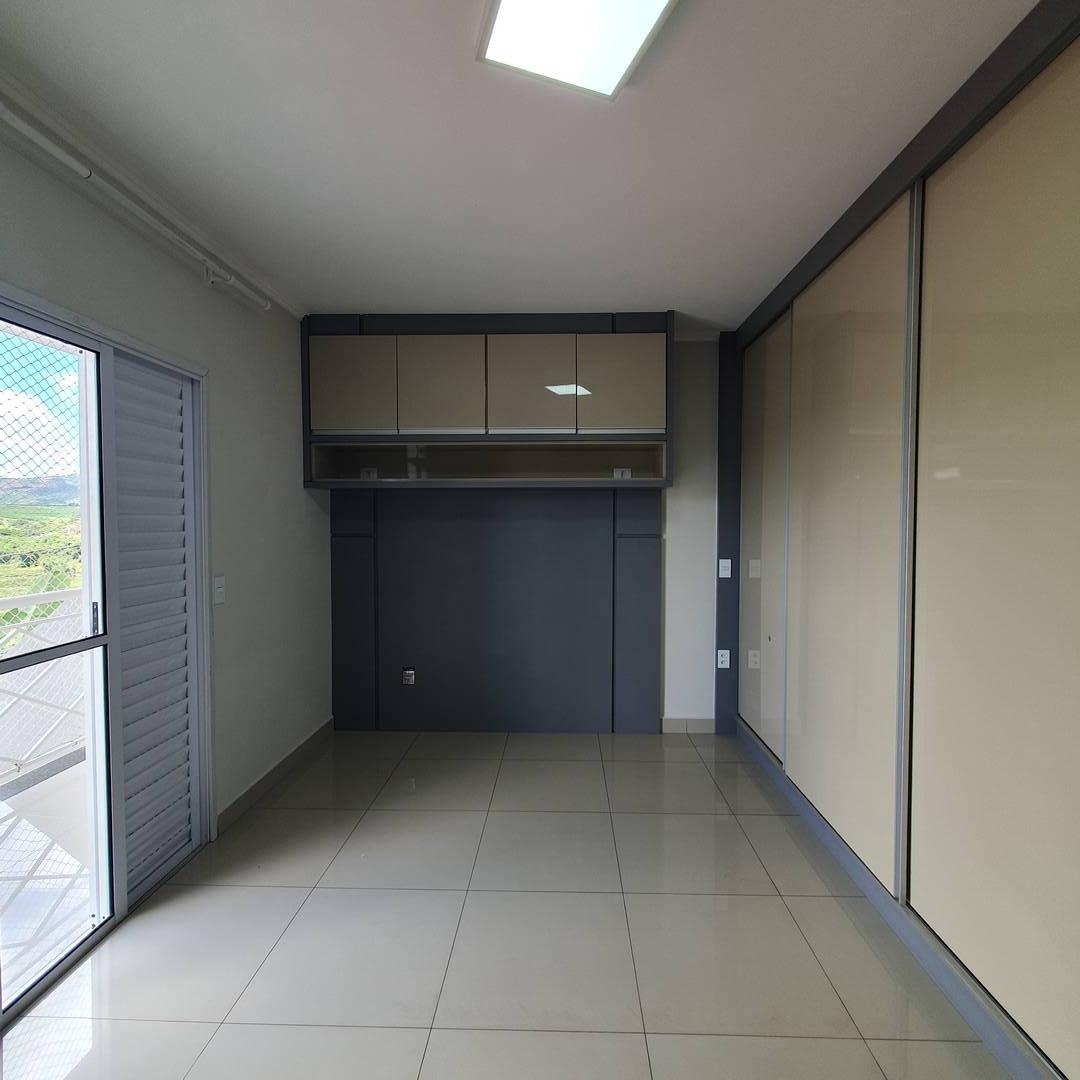 Casa à venda com 2 quartos, 125m² - Foto 13