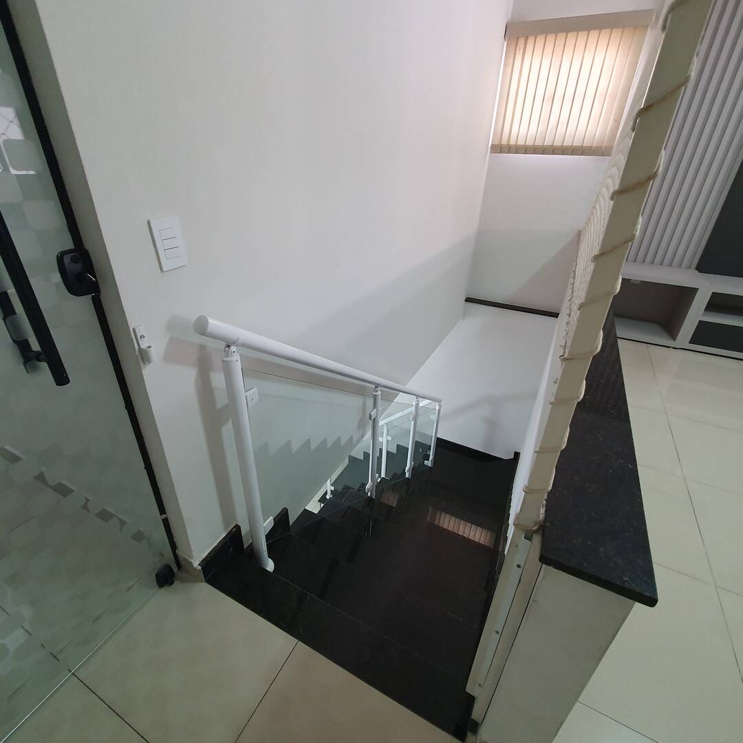Casa à venda com 2 quartos, 125m² - Foto 17