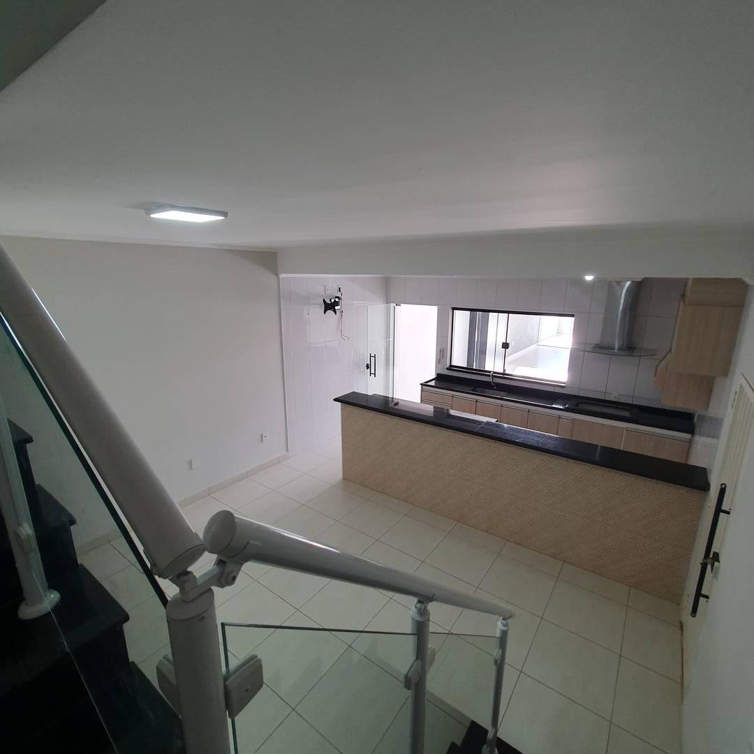 Casa à venda com 2 quartos, 125m² - Foto 18