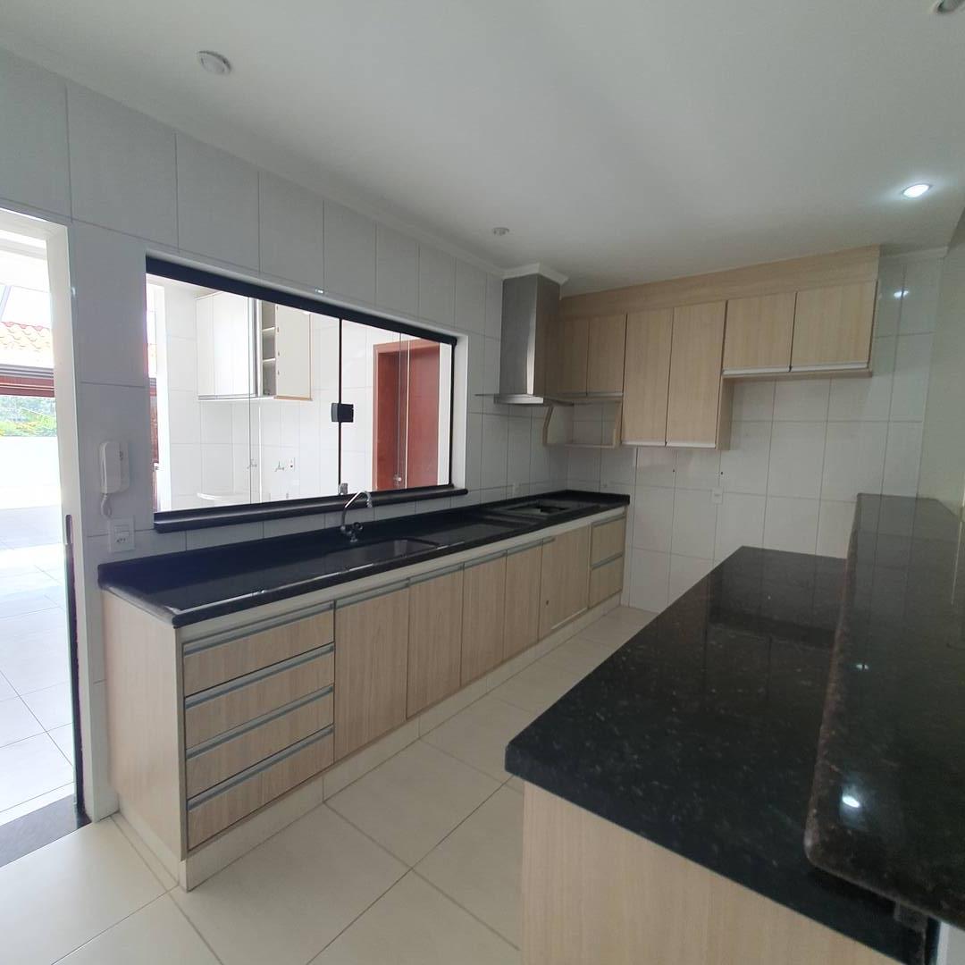 Casa à venda com 2 quartos, 125m² - Foto 21