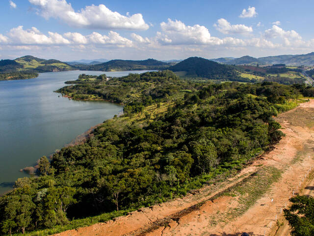 #857 - Área para Venda em Vargem - SP - 3