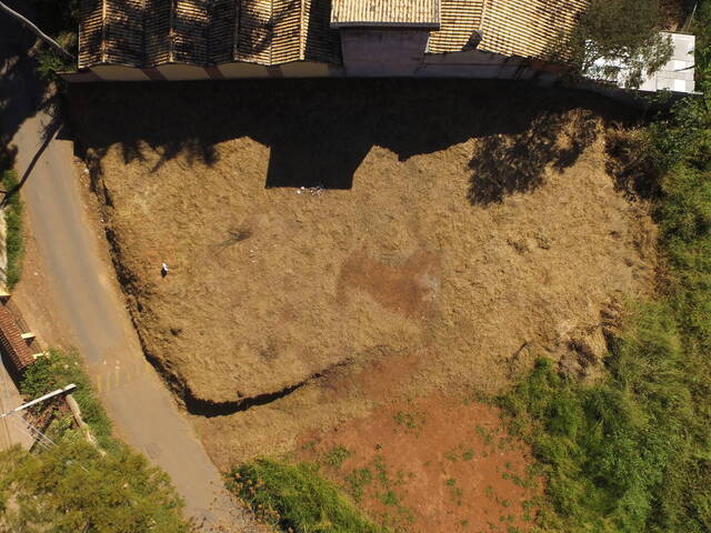 #860 - Área para Venda em Vargem - SP - 1